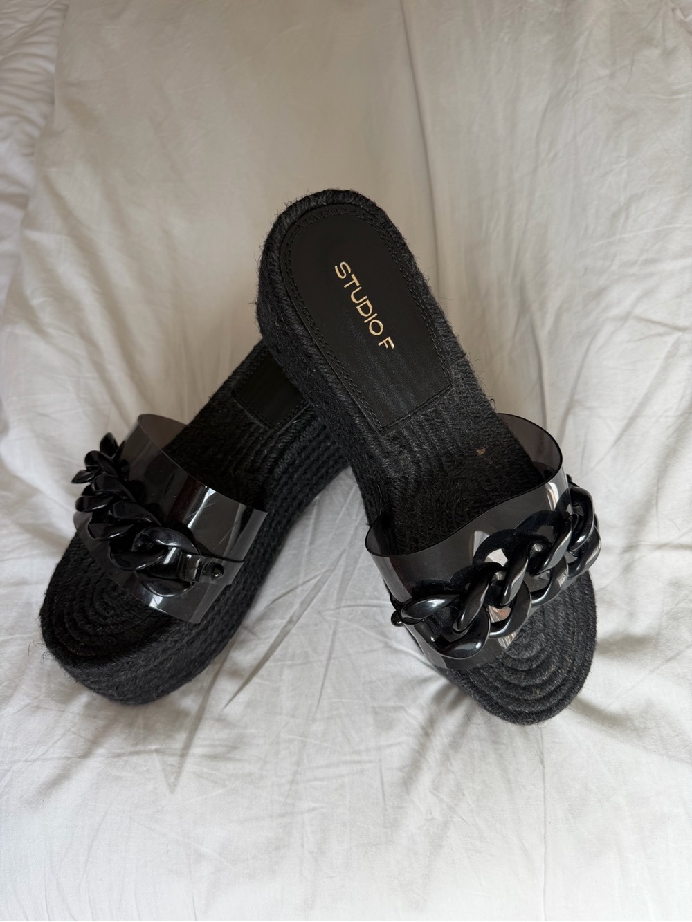 Studio F Black Chain-Accent Slide Sandals